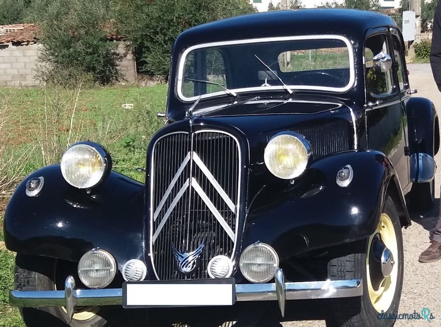 1952' Citroen 11 photo #2