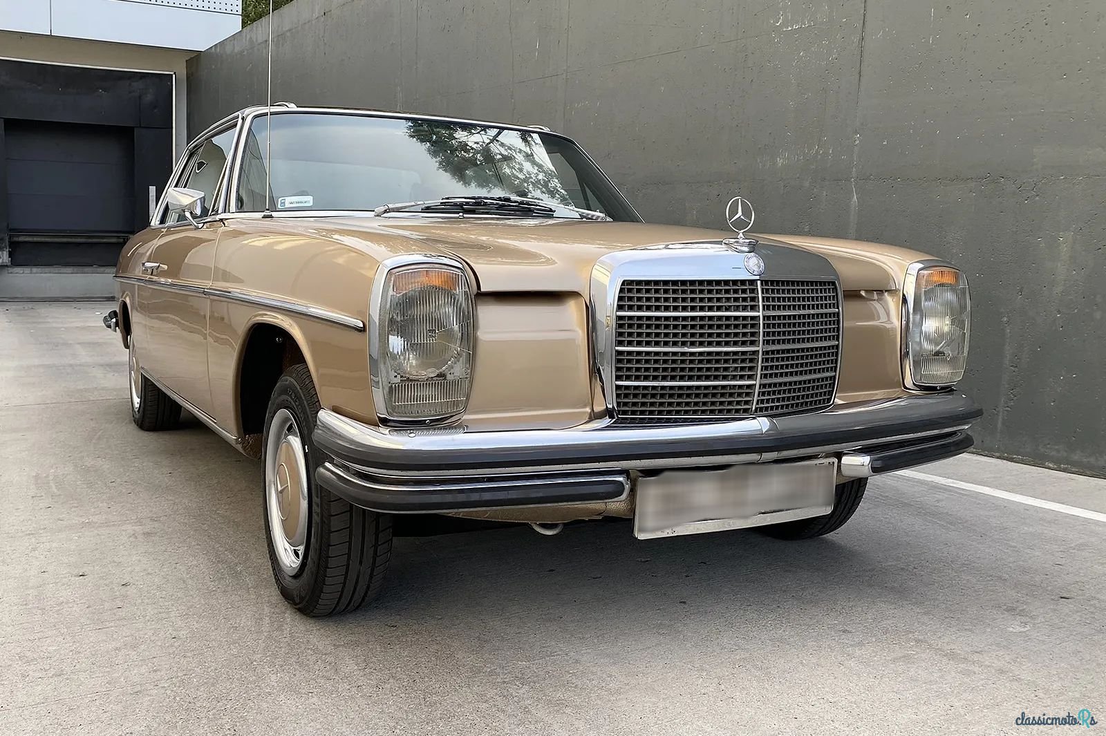 1971' Mercedes-Benz 250 CE photo #1