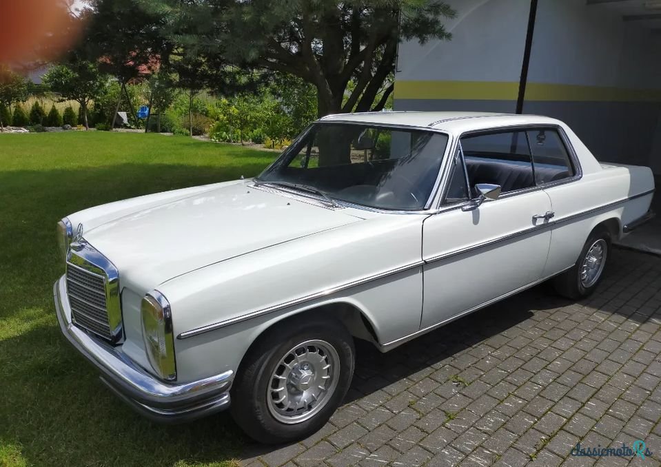 1971' Mercedes-Benz W114 250CE photo #1