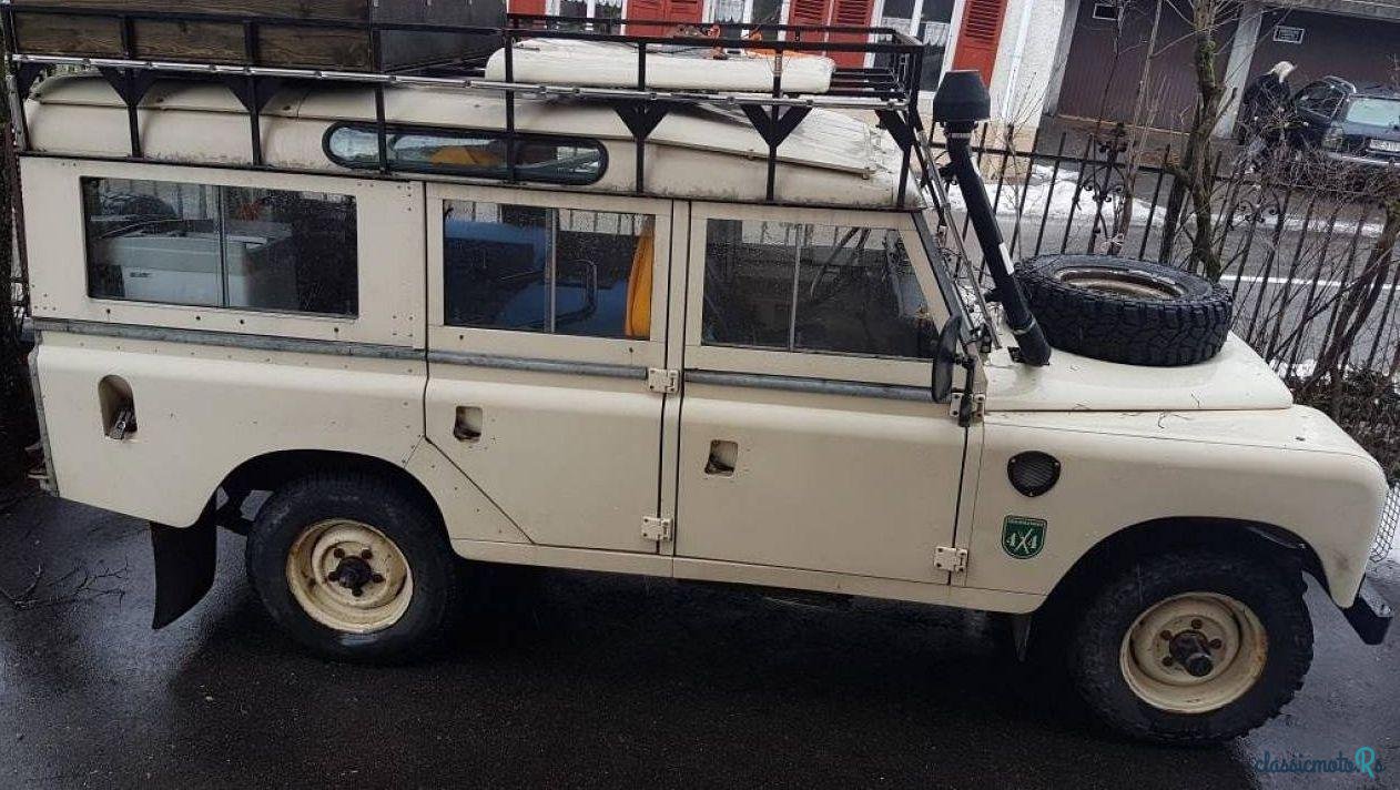 1982' Land Rover 88 photo #3