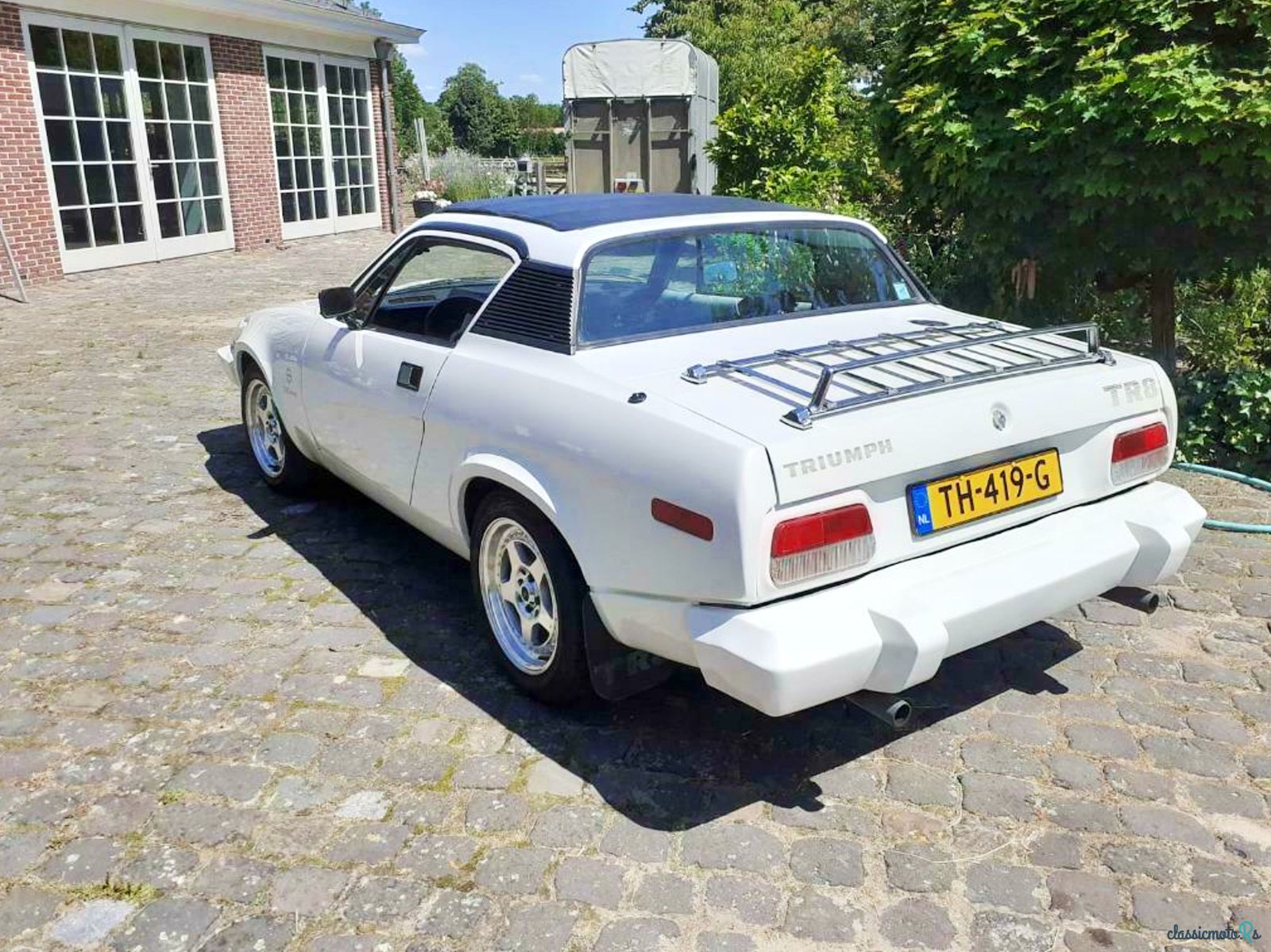 1977' Triumph TR8 photo #4