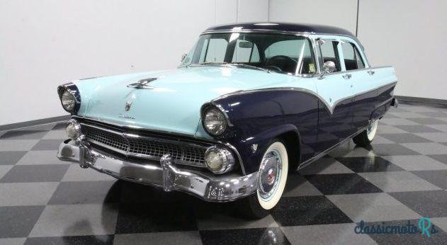 1955' Ford Fairlane photo #2