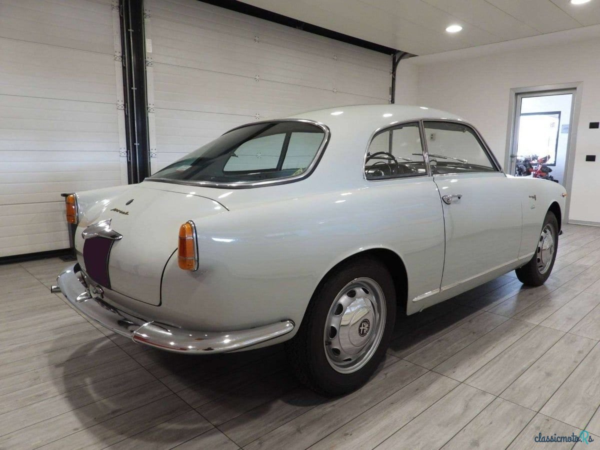 1957' Alfa Romeo Giulietta photo #3