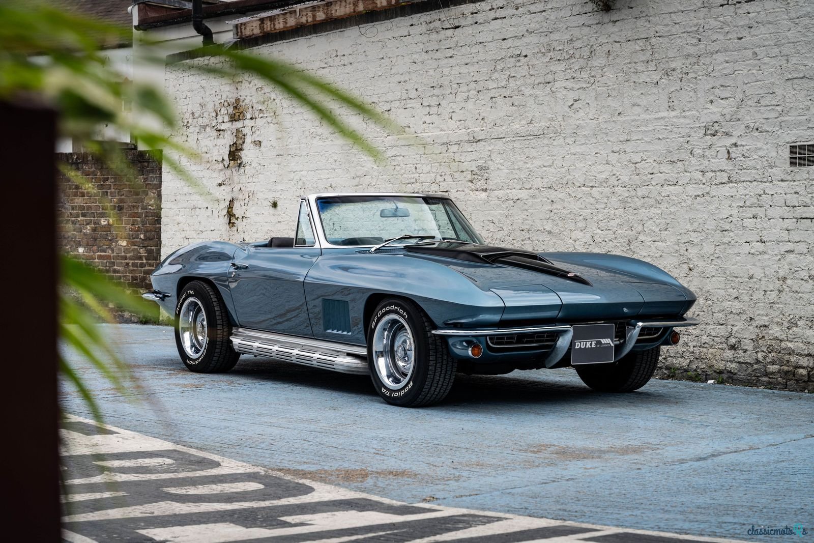 1967' Chevrolet Corvette C2 Sting Ray photo #3