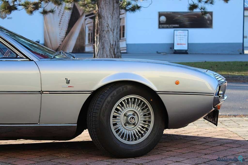 1976' Alfa Romeo Montreal photo #3