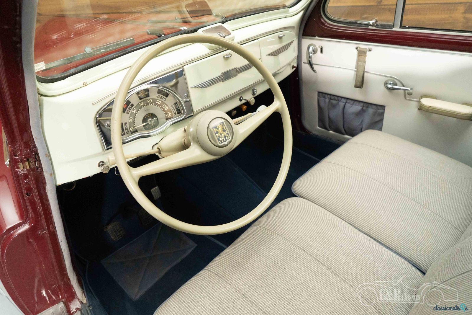 1958' Peugeot 203 photo #2