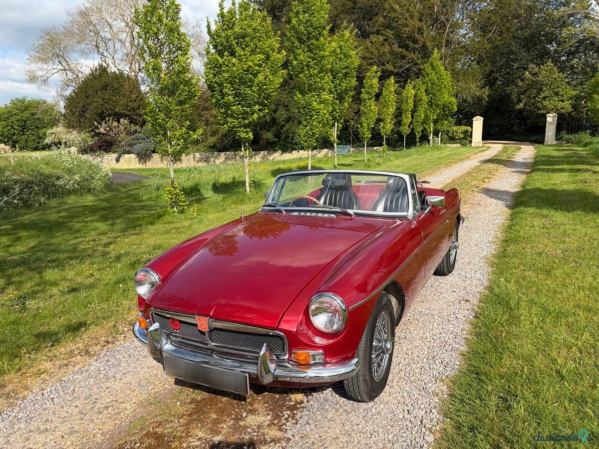 1974' MG MGB photo #6