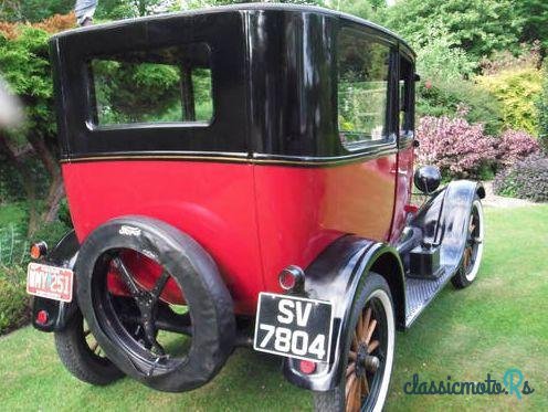 1926' Ford Model T Tudor photo #4