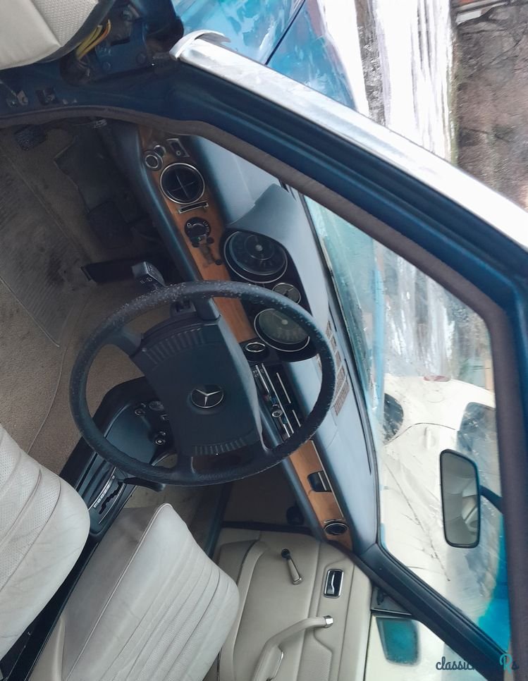1975' Mercedes-Benz w114 photo #6