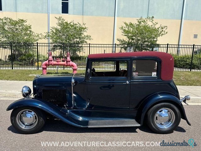 1932' Ford Custom photo #1