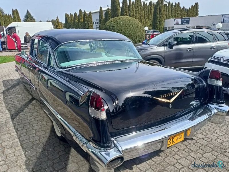 1956' Cadillac Fleetwood photo #3