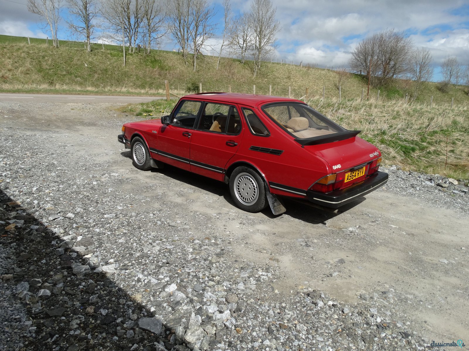 1984' Saab 900 photo #1