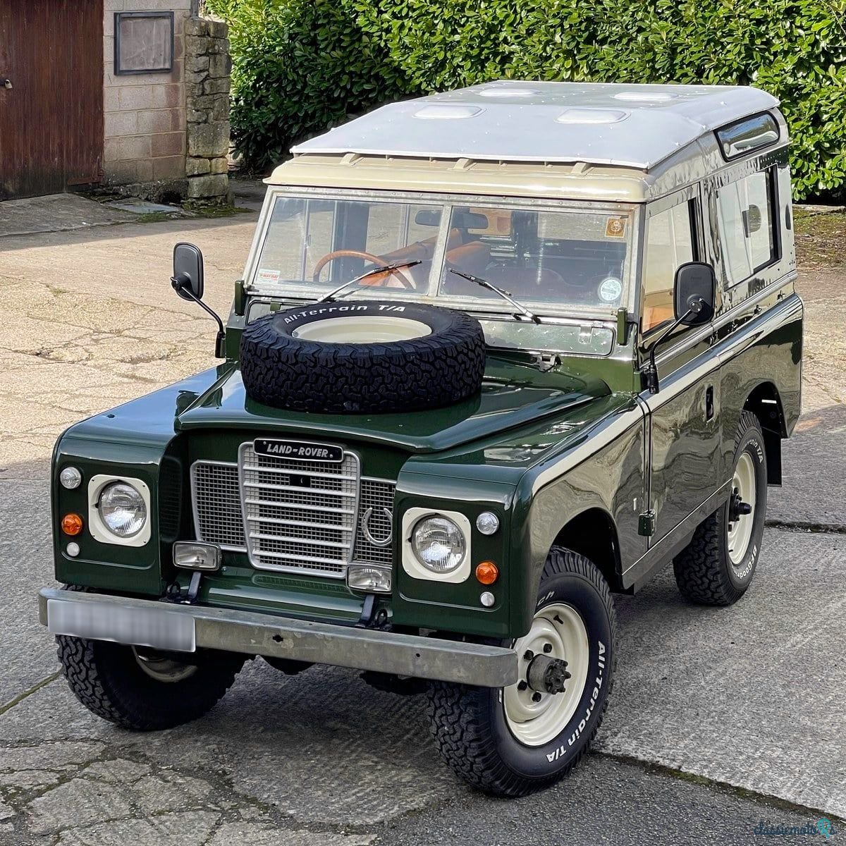 1975' Land Rover Series III photo #1