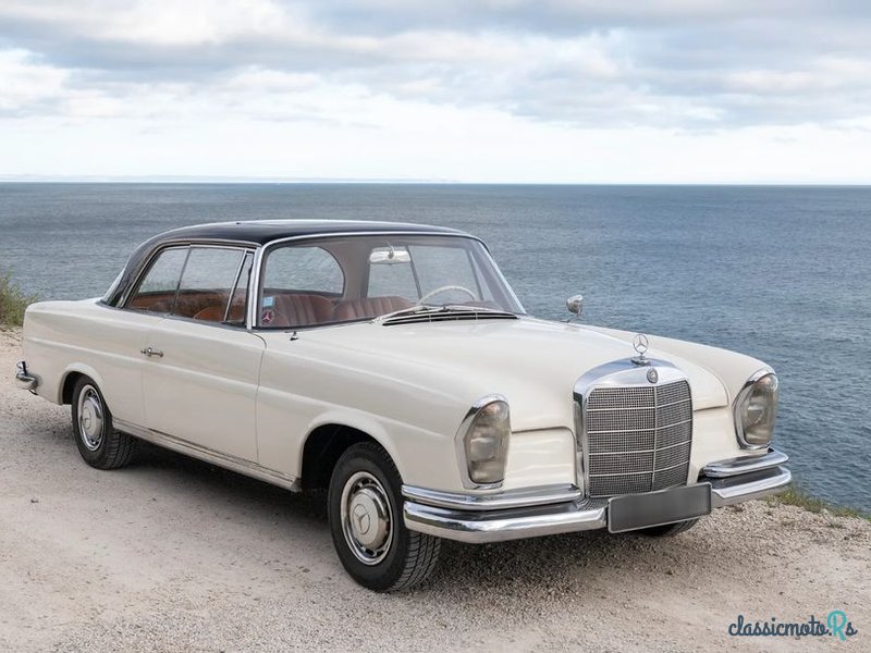 1962' Mercedes-Benz 220 photo #3