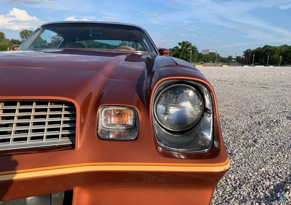 1980' Chevrolet Camaro photo #3