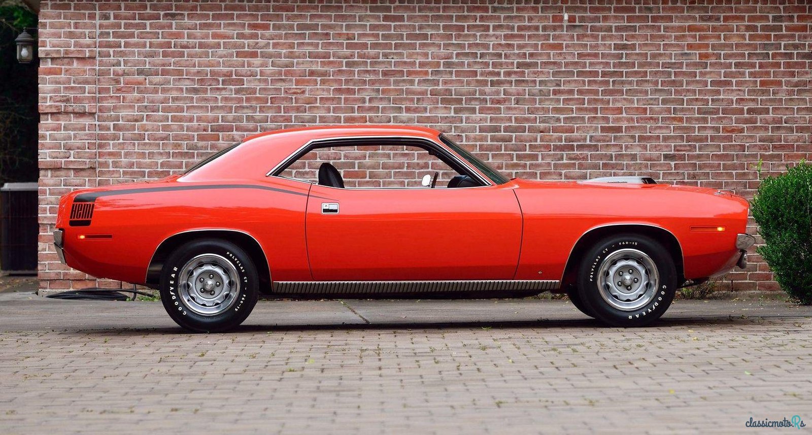 1970' Plymouth Cuda photo #2