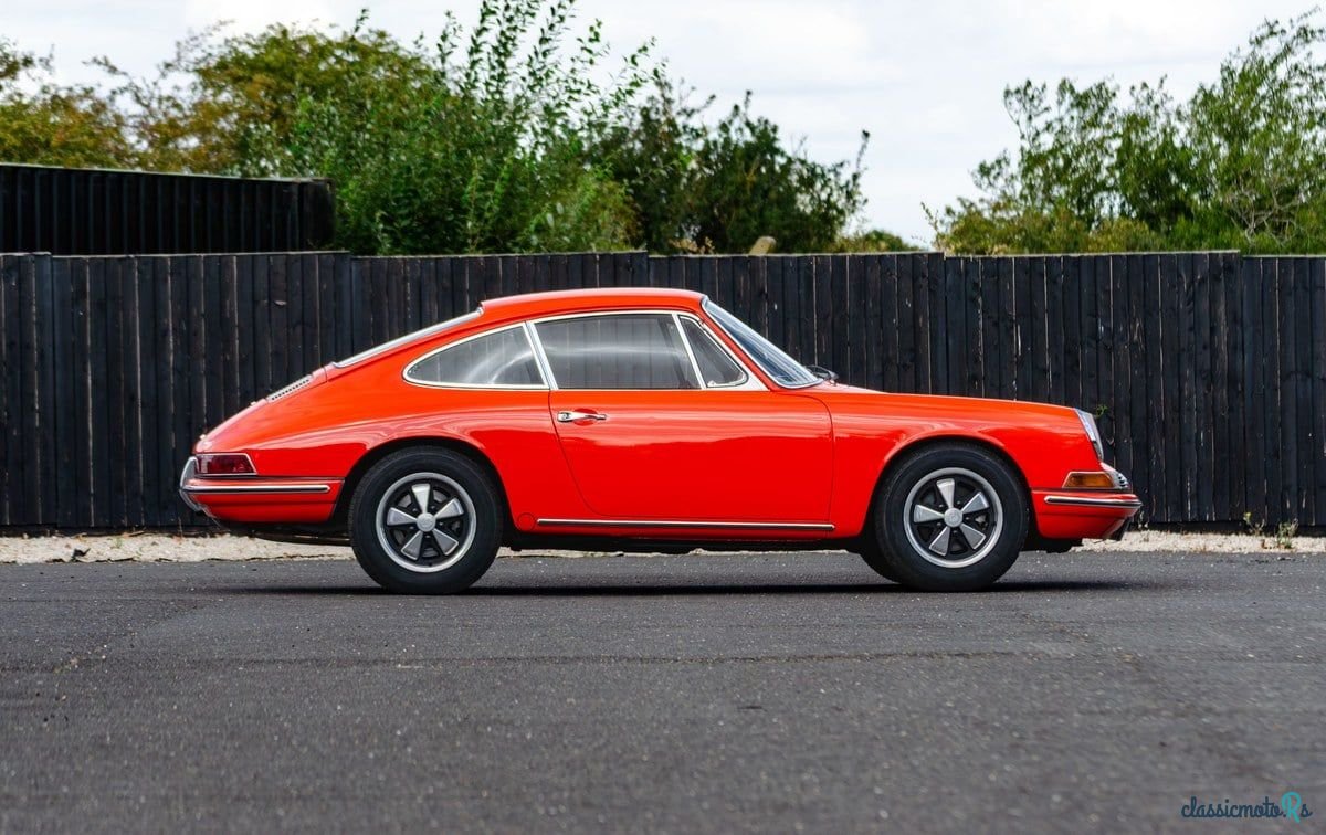 1968' Porsche 911 photo #2