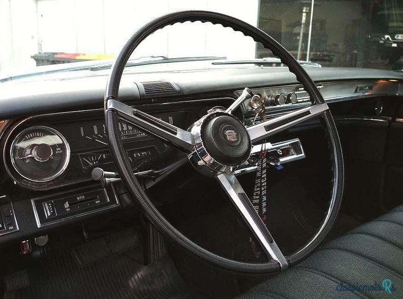 1966' Cadillac Calais photo #2