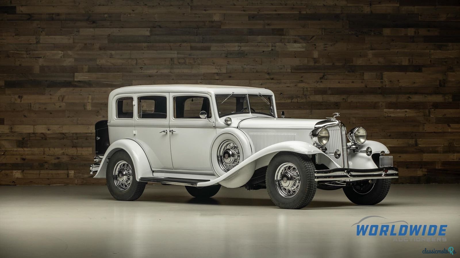 1932' Chrysler Imperial photo #1