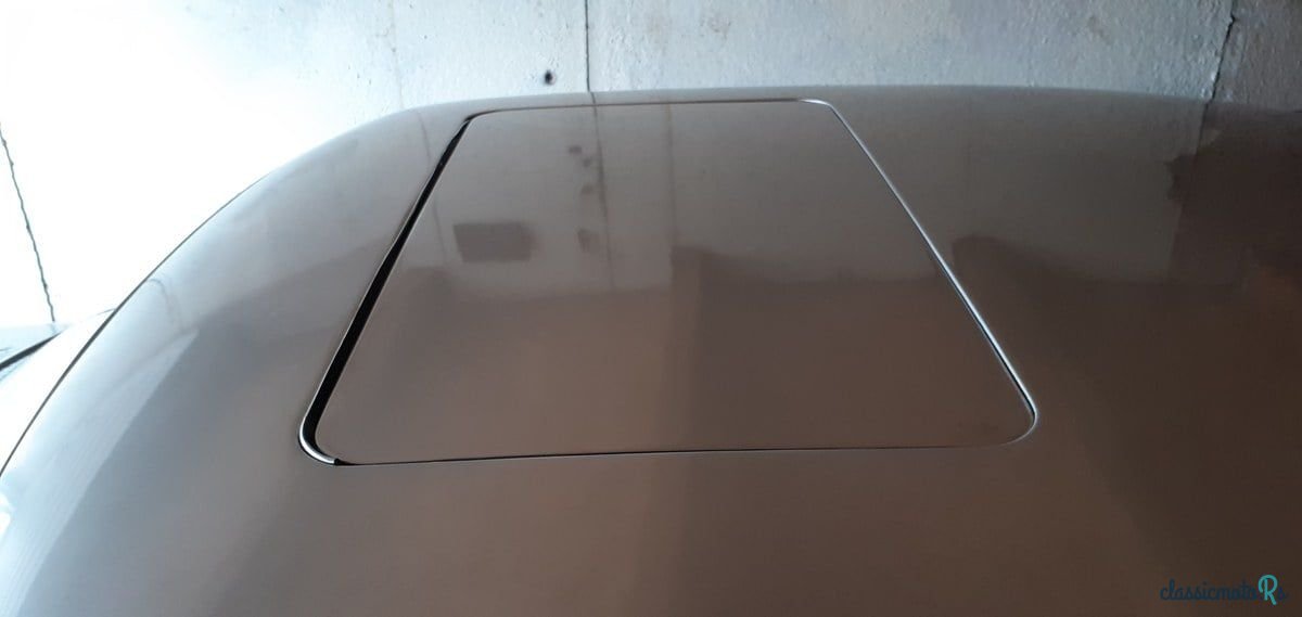 1980' Mercedes-Benz 240 photo #4