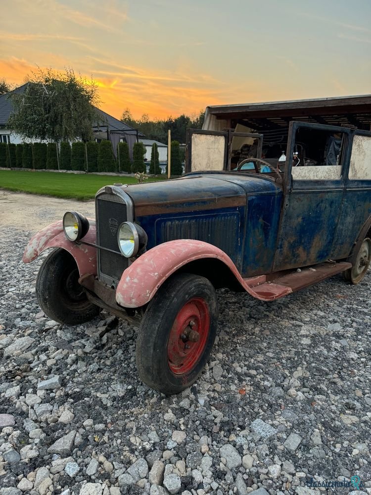 1937' Peugeot 201 photo #1