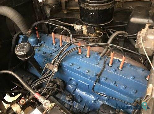 1949' Packard Club Sedan photo #5