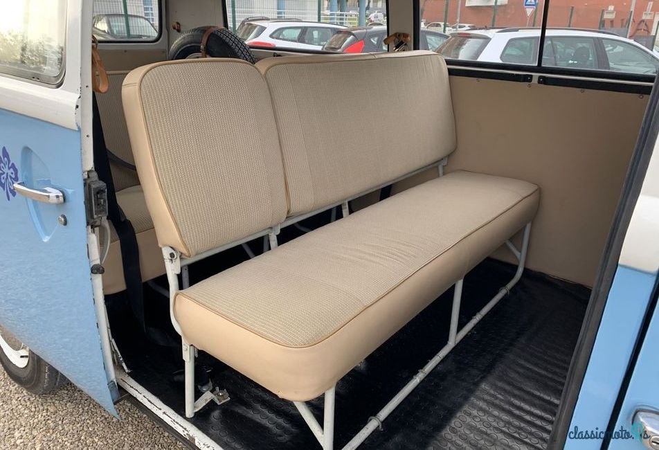 1974' Volkswagen Transporter photo #4