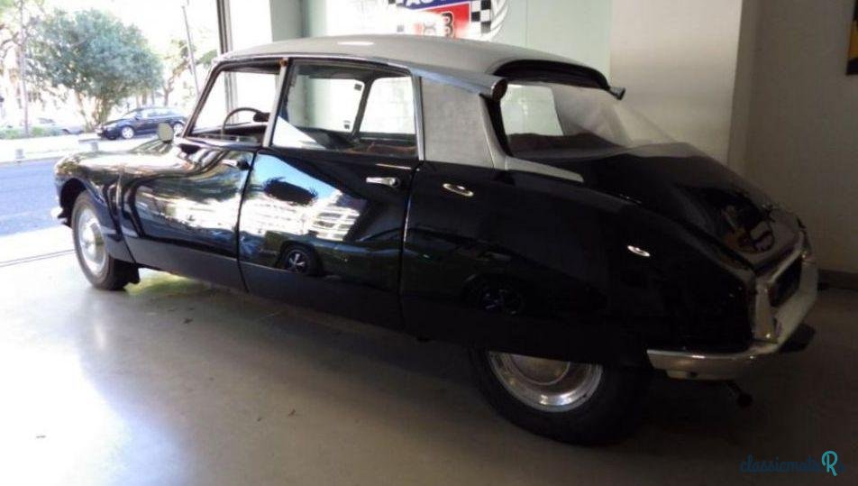 1961' Citroen Id-19 19 Confort photo #3