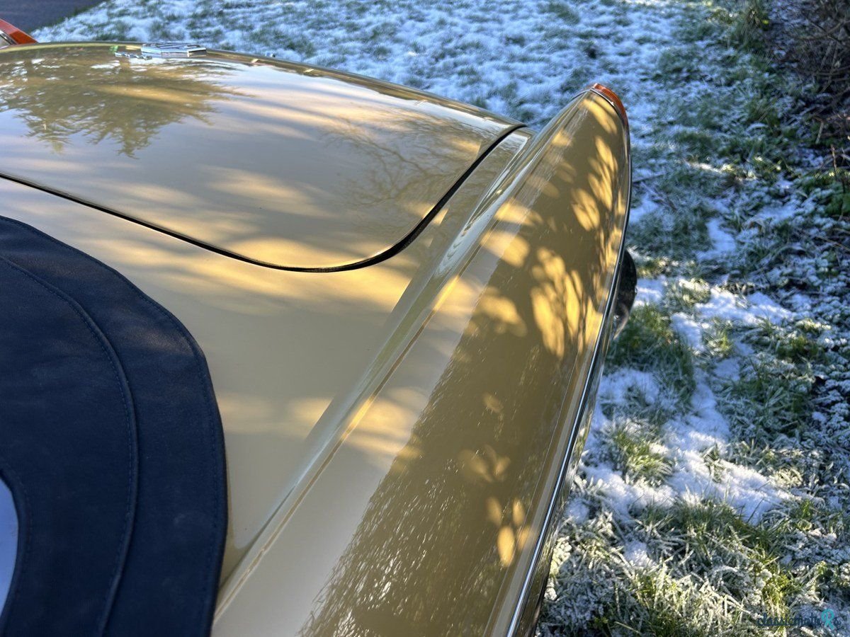 1972' MG MGB photo #4
