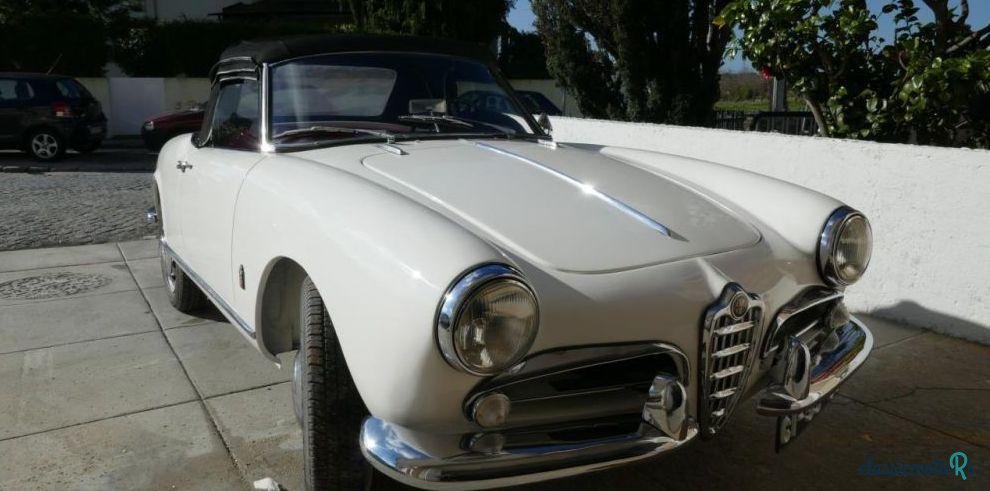 1959' Alfa Romeo Giulietta Spider 750D Swb photo #2