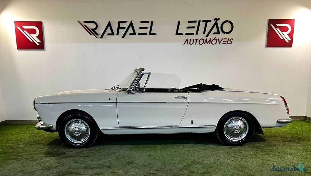 1965' Peugeot 404 photo #3