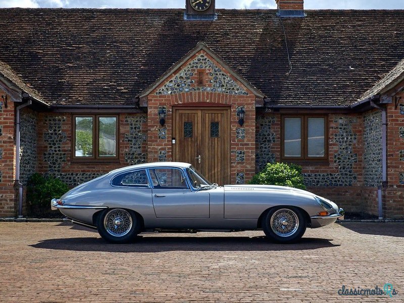 1964' Jaguar E-Type photo #2