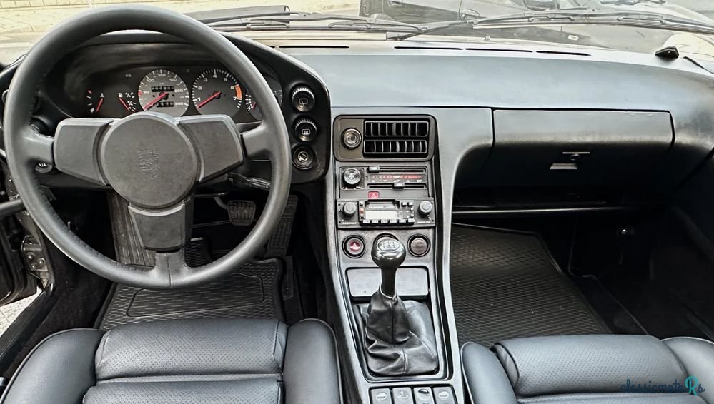 1979' Porsche 928 photo #5