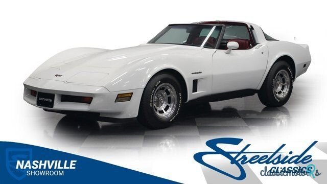 1982' Chevrolet Corvette photo #1