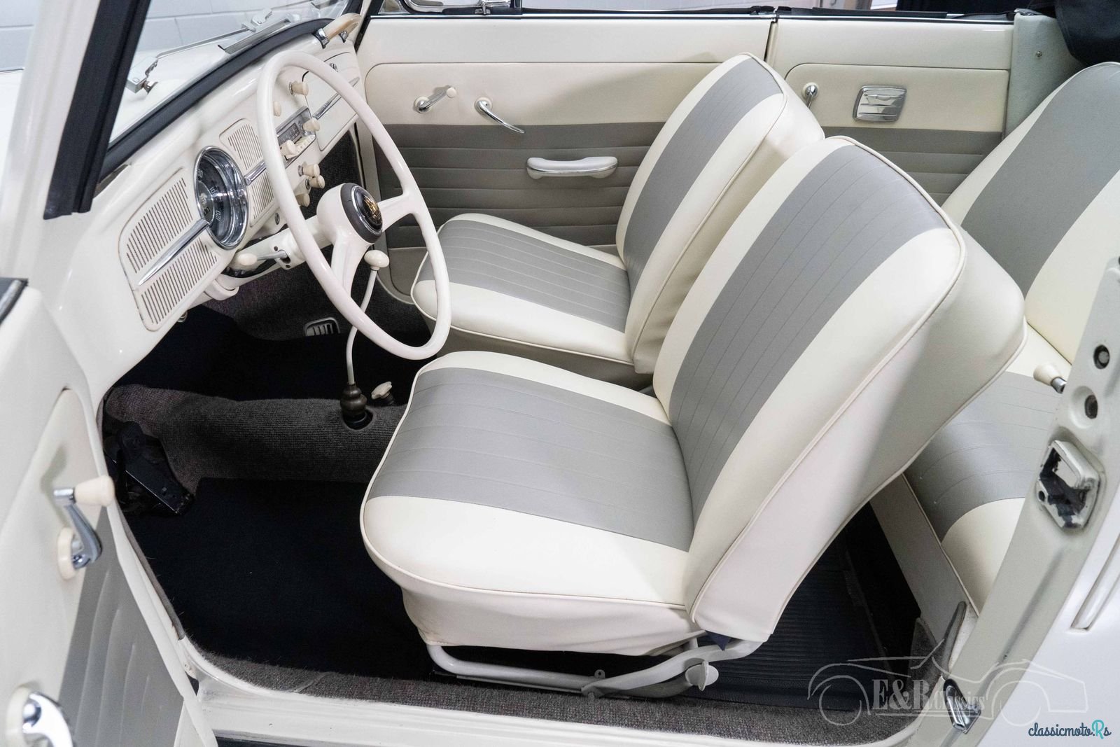 1960' Volkswagen Beetle photo #4