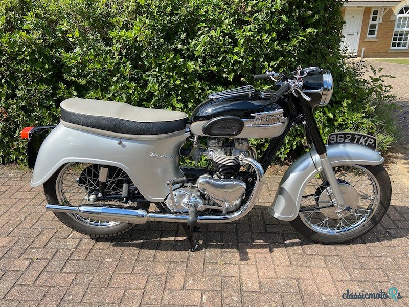 1962' Triumph Thunderbird 6T photo #1