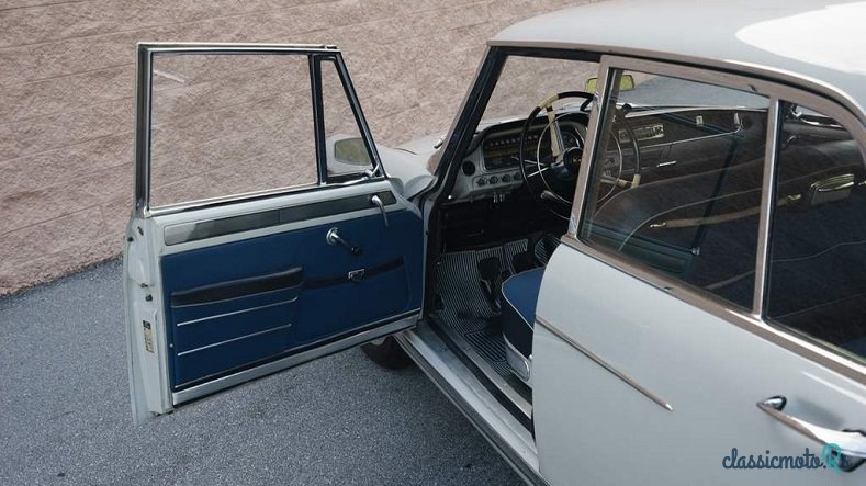 1960' Alfa Romeo 2000 photo #4