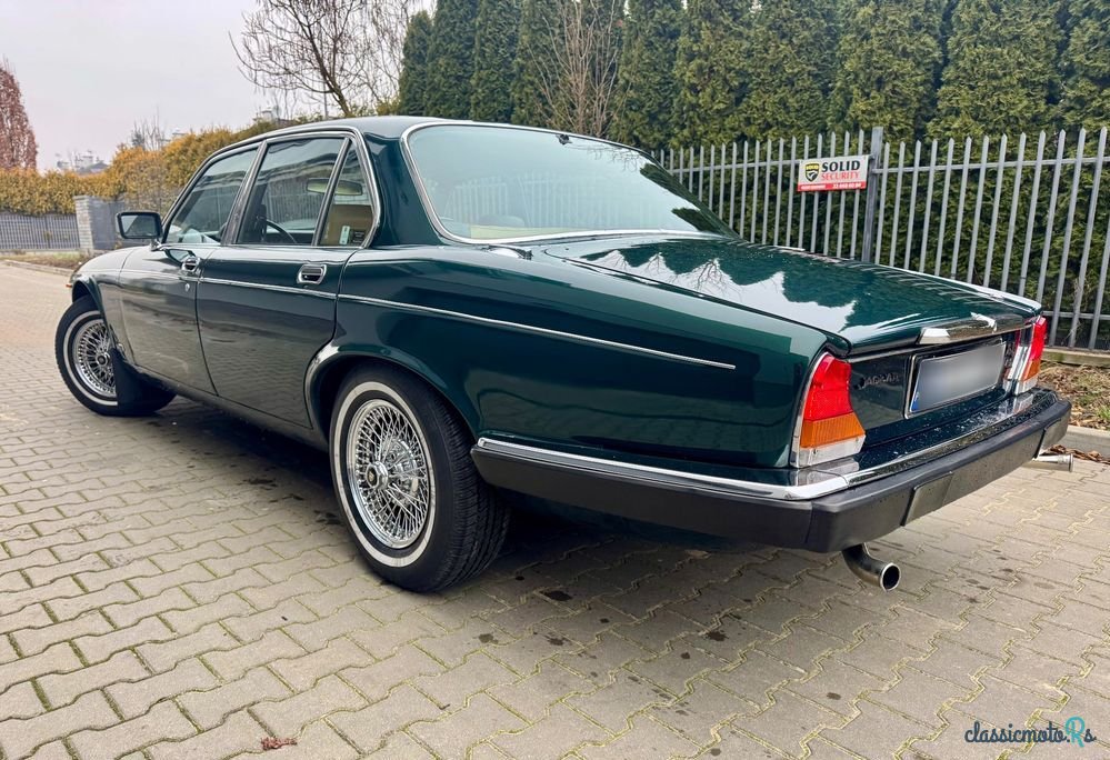 1980' Jaguar XJ photo #6