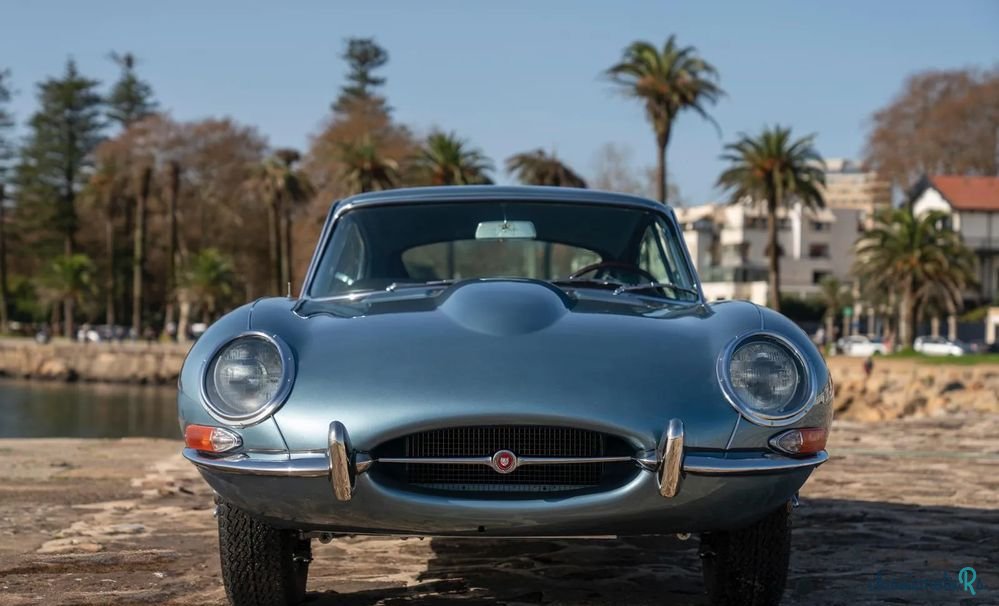 1965' Jaguar E-Type photo #2