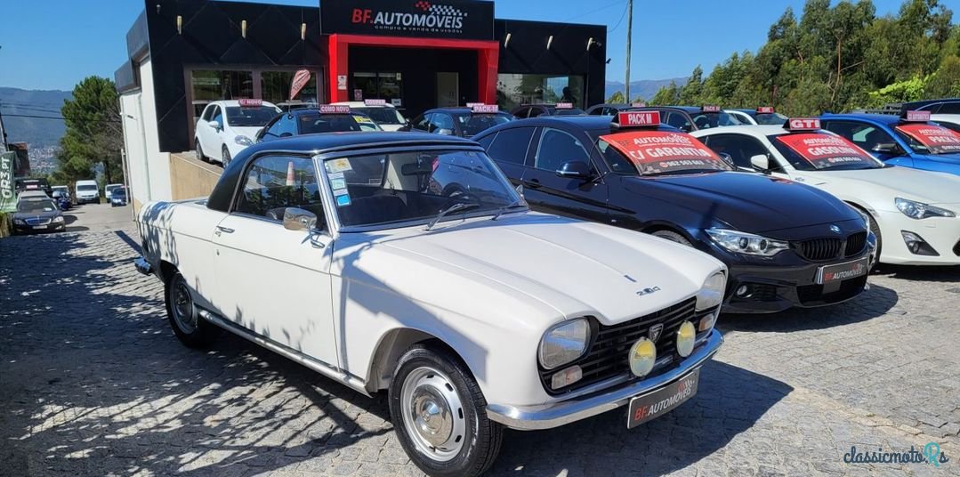 1967' Peugeot 204 Cabriolet photo #6
