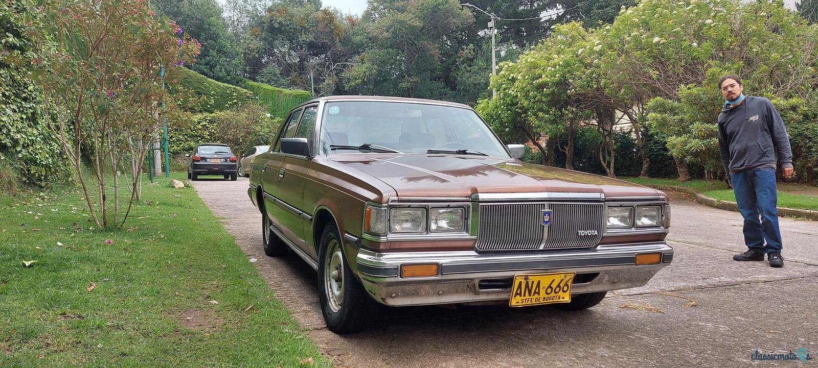 1980' Toyota Crown photo #4