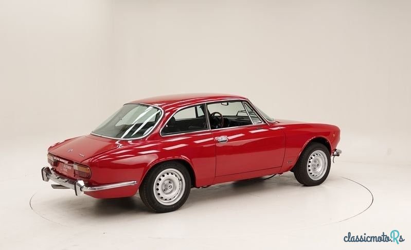 1976' Alfa Romeo Gtv 2000 photo #2