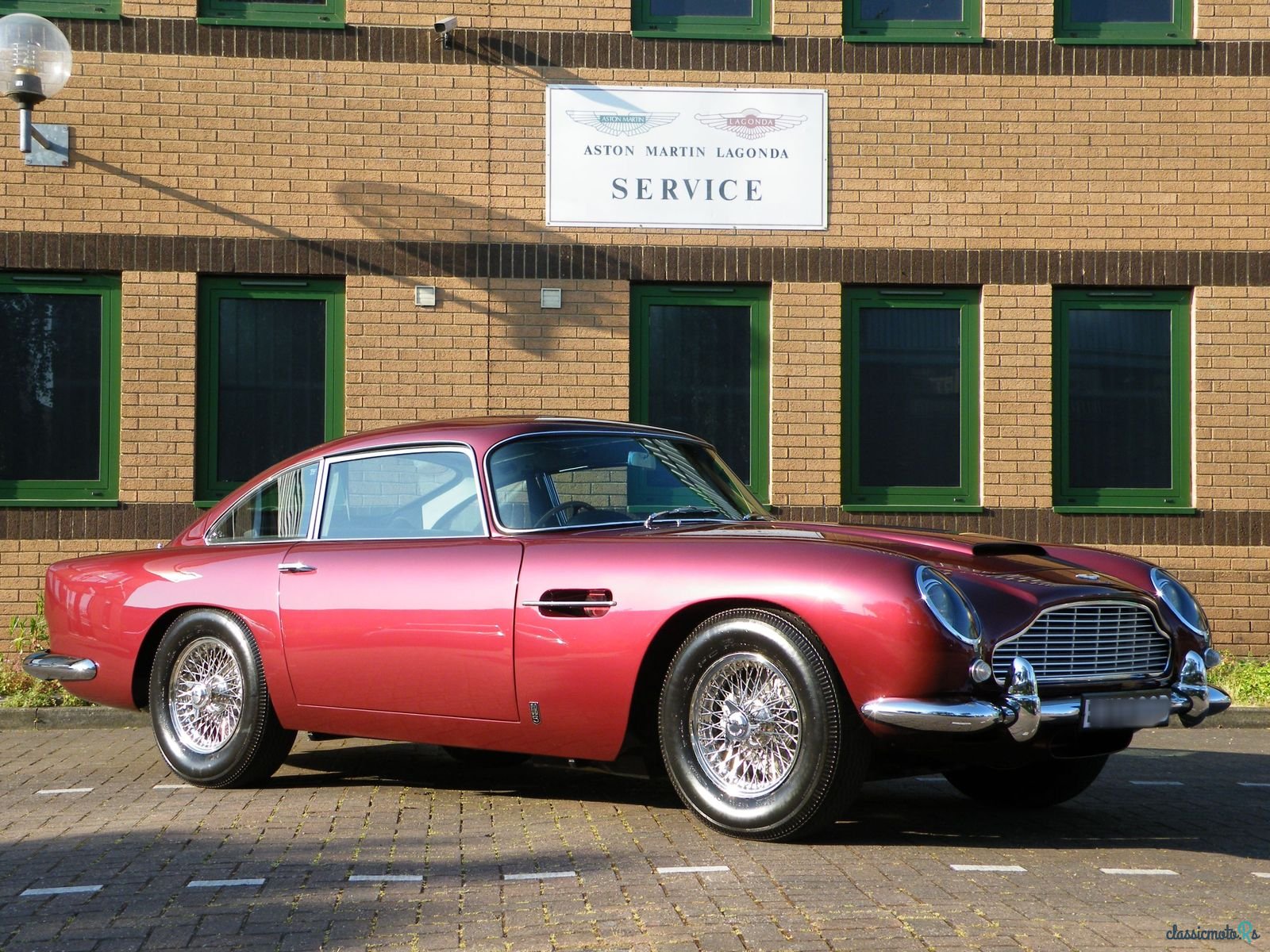 1965' Aston Martin DB5 photo #1