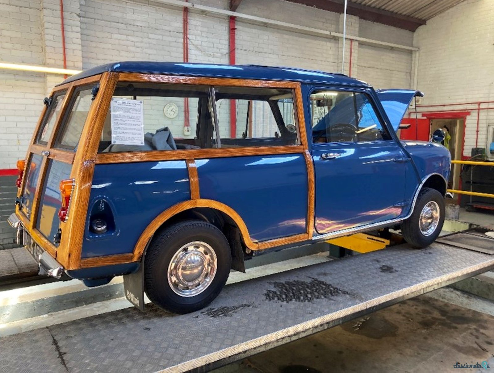 1968' Austin Mini Countryman photo #2