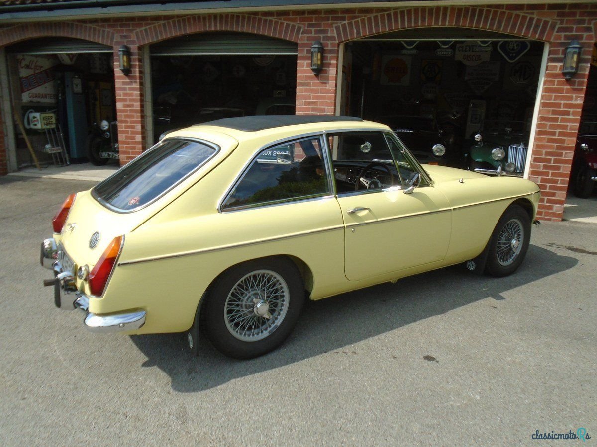 1972' MG MGB photo #3