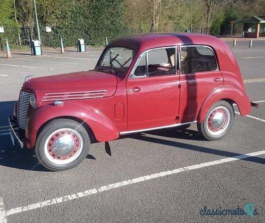 1949' Renault Eight Jurvaquatre photo #1