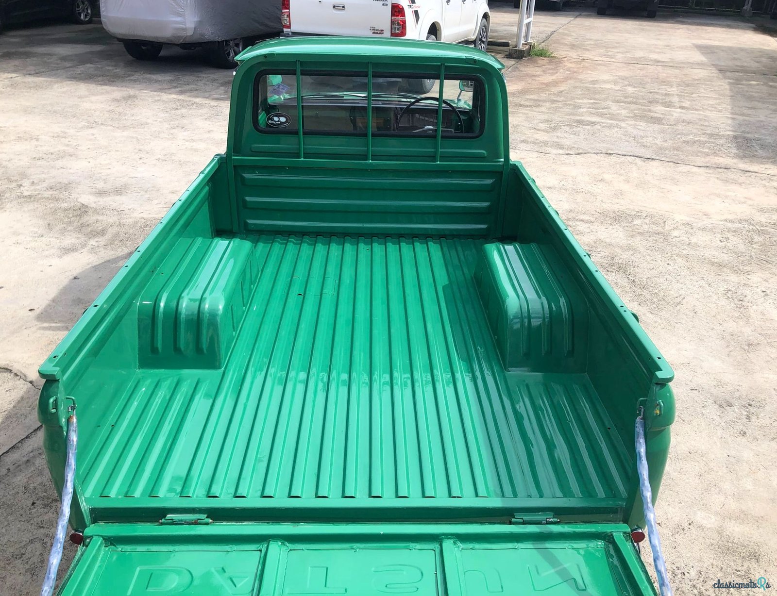 1968' Datsun 520 photo #5