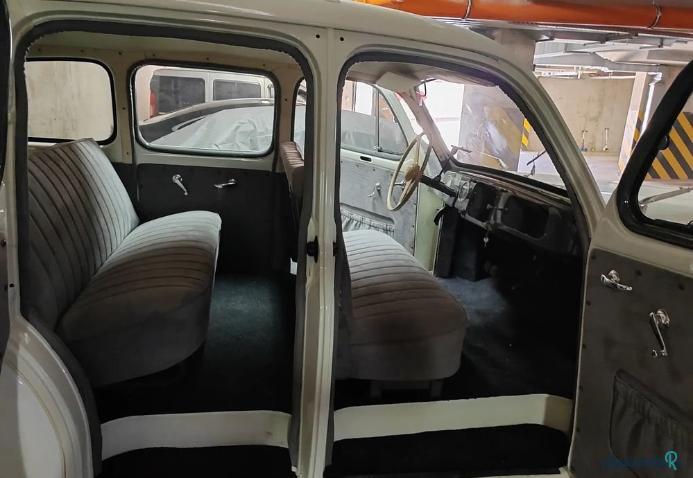 1952' Renault Colorale photo #5