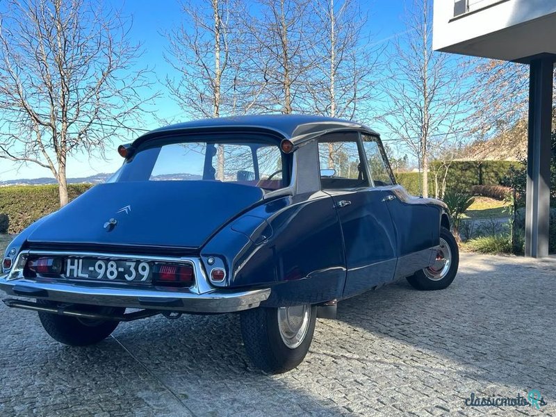 1967' Citroen Id 19 photo #4