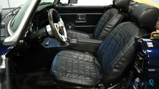 1976' MG MGB photo #4